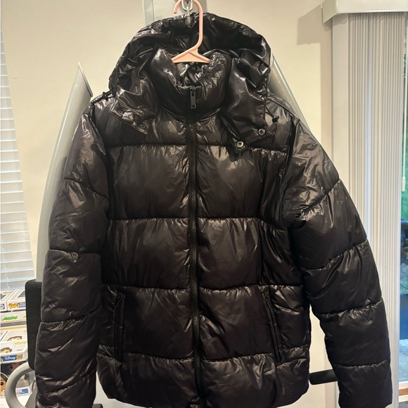 Men’s BoohooMan Puffer Jacket
Men’s size medium - Picture 1 of 6
